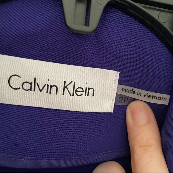 Calvin Klein Women’s Royal Blue Waterfall Front Softshell Cropped Jacket 2P - Picture 2 of 3